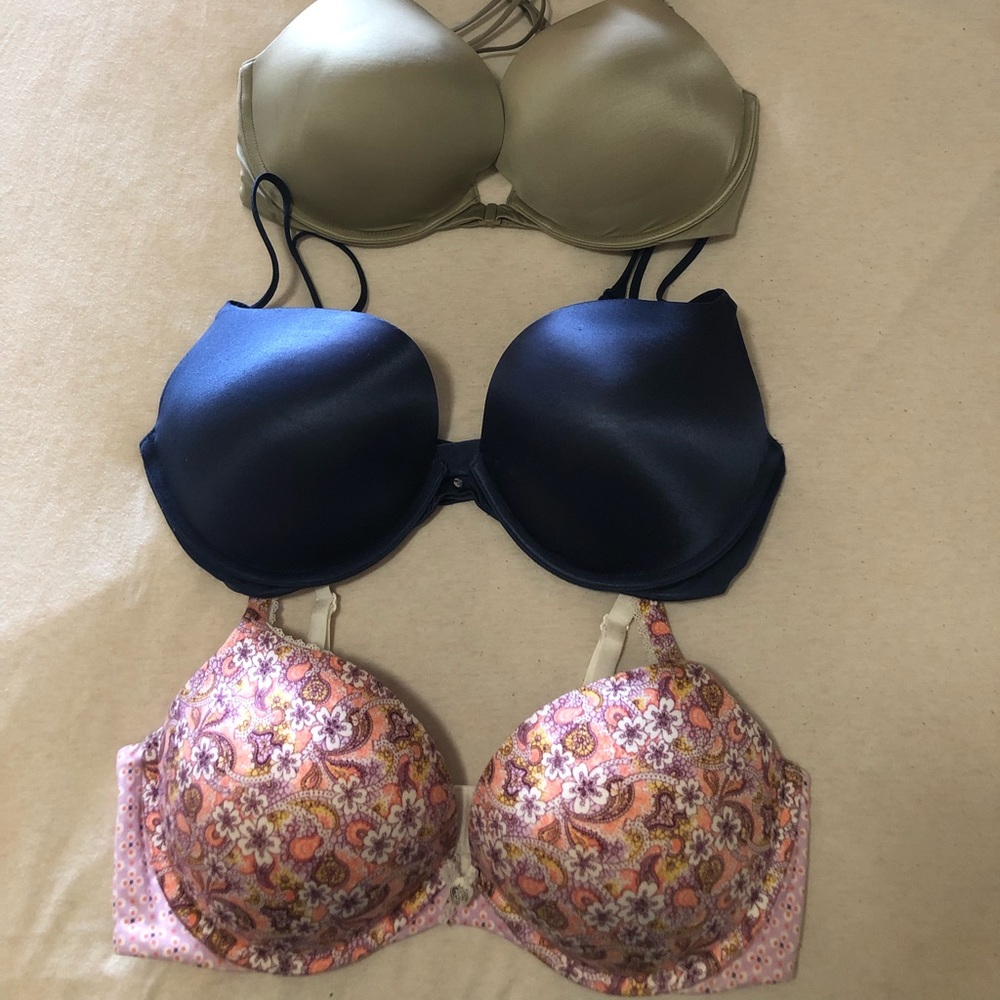Victoria Secret bras.